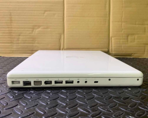 Laptop Macbook A1181 No Ram No Cargador No Batería No  | Envío gratis