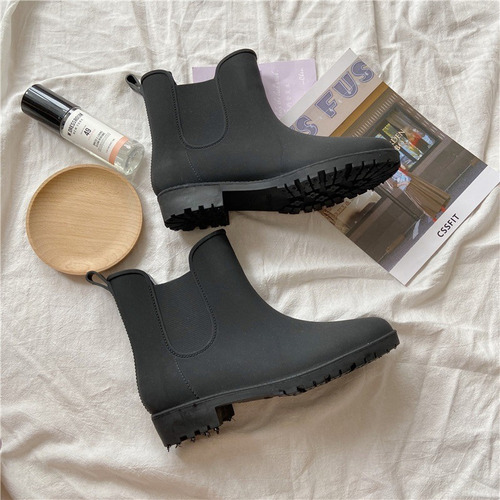 Botas Moda De Lluvia Dama Cortas E Impermeables De Pvc