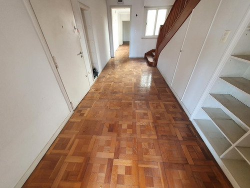 Imagen 3 de 30 de Dúplex En Edificio De Estilo Francés, Excelente Categoría