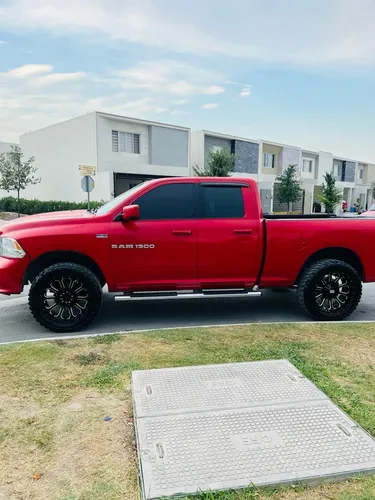 Ram Sport V8 5.7 Hemi Crew Cab 2012