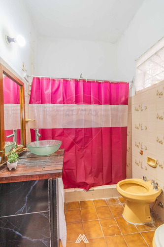 Venta En Centro De Pando Casa De 2 Dormitorios