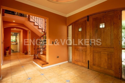 Imagen 4 de 16 de Las Brisas , Elegante Casa Con Espectac
