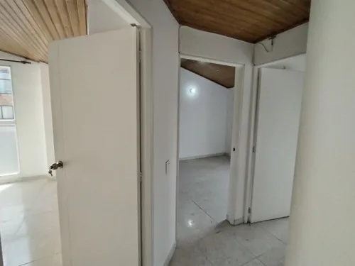 Apartamento En Venta En Modelia. Cod V16411