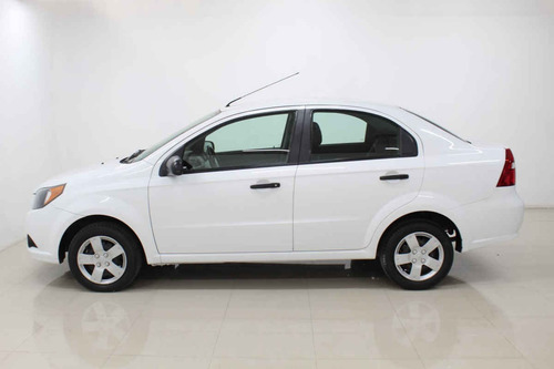Imagen 2 de 15 de Chevrolet Aveo 2017 4 Cilindros