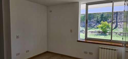 Excelente Casa En Barrio Privado