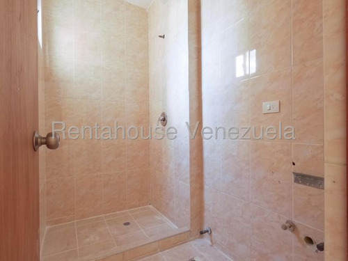Raiza Suarez Vende Maravillosa Opción A Estrenar, Bello Apartamento Ubicado En Una De Las Mejores Zonas Del Este De Barquisimeto 2 5 1 7 5 4 6, Seguridad 24 Horas, Planta Eléctrica En Areas Comunes
