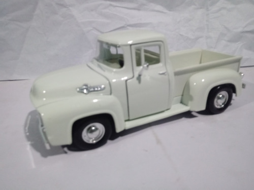 Camioneta A Escala .ford F 100.motormax.