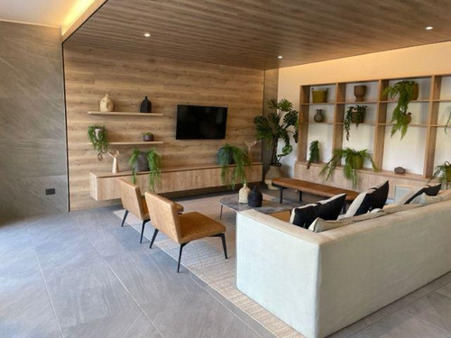 Raul Labbe/amplia Terraza/1 Dormitorio/portal/