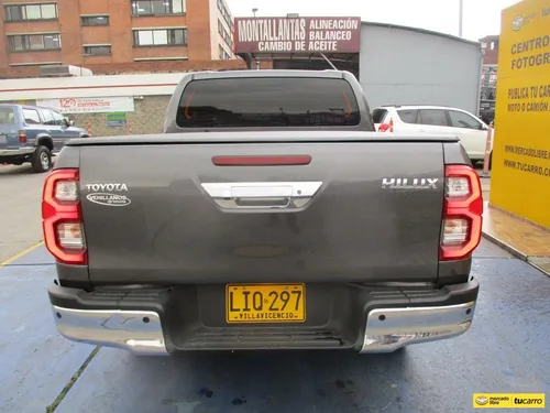 Toyota Hilux 4x4 2.4 At Aa