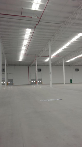 Nave Industrial En Renta En Santa Rosa Jáuregui Querétaro 40,000 M2