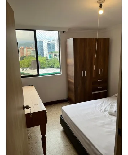 Apartamento En Venta En Poblado - Torres De Lorena
