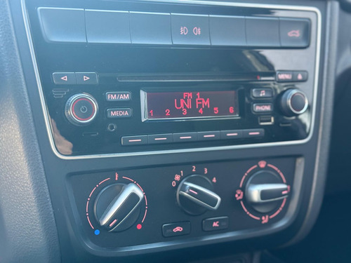 Volkswagen Gol Gol TRACK 1.0 Mi Total Flex 8V 4p
