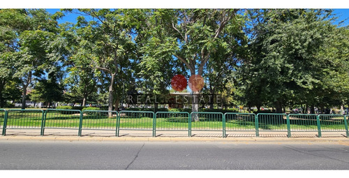 Depto 3er Piso 3 Dorm + Serv. Apumanque / 145 M2 Totales
