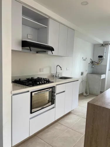 Apartamento En Arriendo En Condominio Planté, En La Vía Rionegro, Marinilla