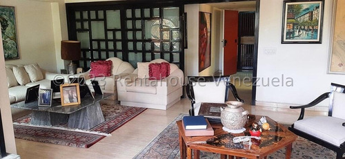 Venta De Bello Apartamento, En San Bernardino. Mls 24-18189. Mjs.