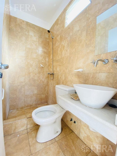 Imagen 2 de 6 de Venta De Oficina En Sarandi (30030)