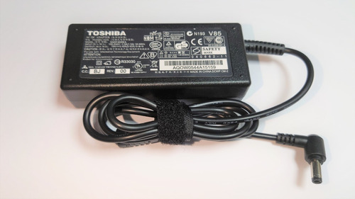 Cargador Toshiba   19v  3.42a 65w  5.5mm X 2.5mm