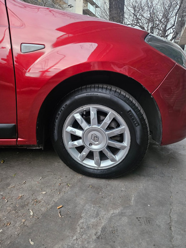 Renault Sandero 1.6 Privilege Nav 105cv