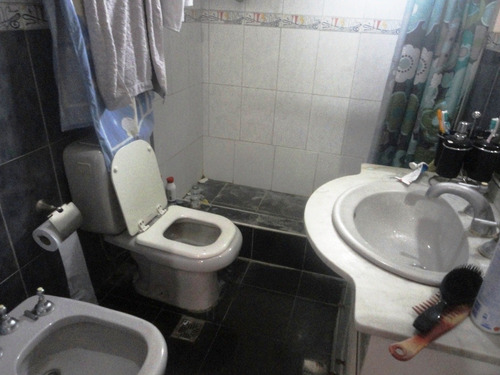 Imagen 11 de 16 de Casa En Venta En Villa De Mayo