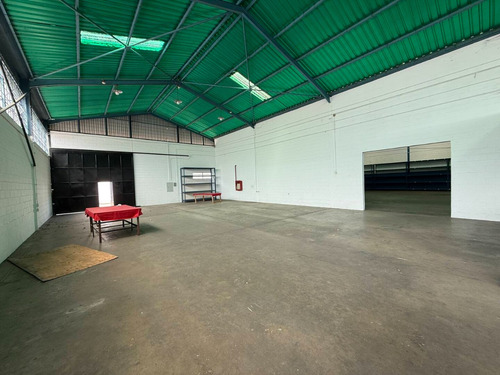 Se Vende Galpon En Terrazas De Castilliyo San Diego Valencia