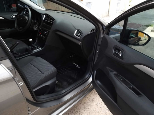 Imagen 8 de 11 de Citroën C4 Lounge 2015 2.0 Origine Am16