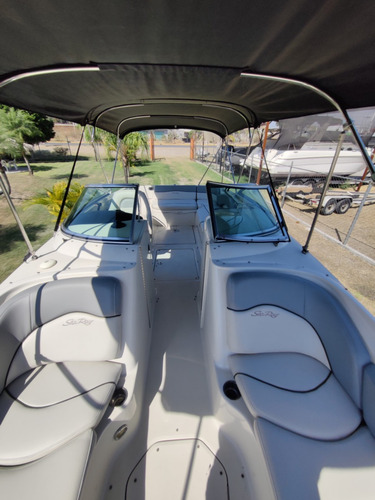 Searay 240 Sundeck Dentro De Borda 250hp