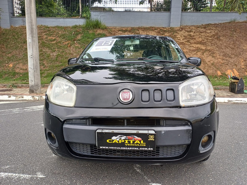 Fiat Uno Uno Vivace 1.0 8V (Flex) 4p