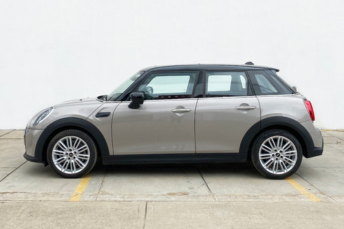 Imagen 2 de 15 de Mini Cooper Classic 5 Puertas Modelo 2022