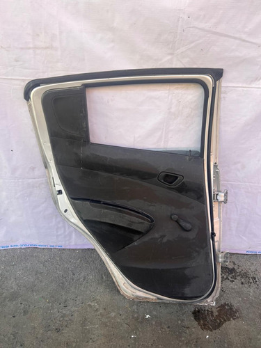 Puerta Trasera Izq Chevrolet Beat Hb 2018-2022 Uso Orig Trasera Izquierda (Usado)