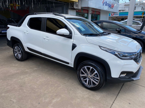 Imagem 4 de 8 de Fiat Strada 1.3 Volcano Cd Aut