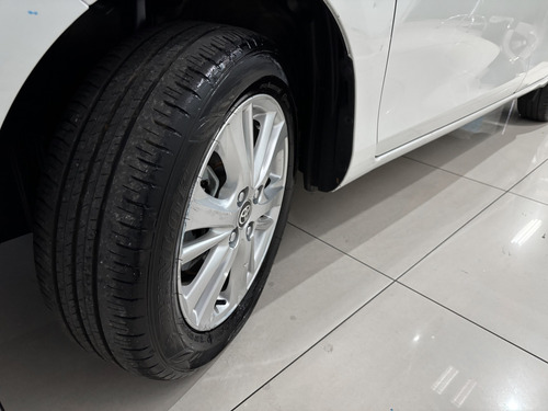 Toyota Yaris 1.3 16V FLEX XL MULTIDRIVE