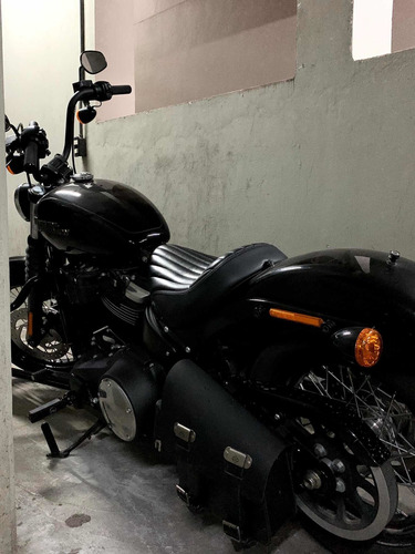 Harley Davidson Softail Street Bob