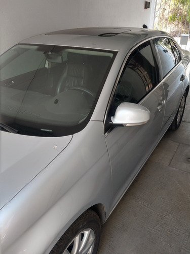 Volkswagen Bora 2.5 Exclusive Tiptronic Piel At