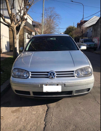 Imagen 3 de 8 de Volkswagen Golf 2005 1.6 Format