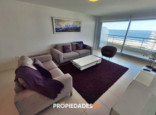 Departamento De 4 Dormitorios Y 4 Baños Venta En Punta Del Este