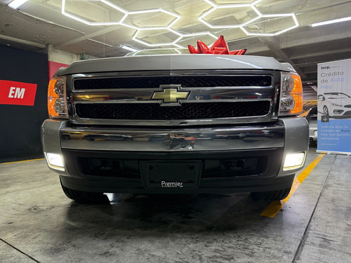 Chevrolet Cheyenne 5.3 2500 Cab Ext B 4x4 Mt