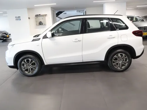 Suzuki Vitara Live Mecanica 2023