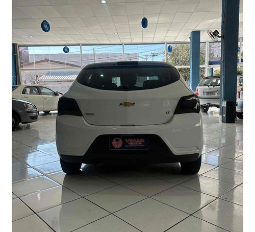 Chevrolet Onix 1.0 MPFI LT 8V FLEX 4P MANUAL