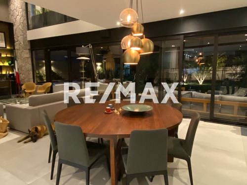Casa En Venta En Condominio Altozano