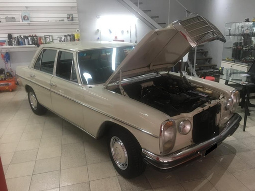 Mercedes Benz 250-8 1968 Charliebrokers