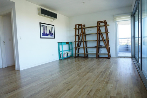 Excelente 3 Ambientes Con Cochera Piso 15. Imponente Vista