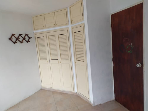 Imagen 9 de 14 de Apartamento Pb Conjunto Res Casa Campo En Maracay El Limón.