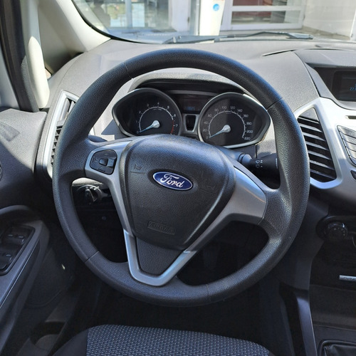 Imagen 13 de 16 de Ford Escosport Se 2.0l Mt N 2016