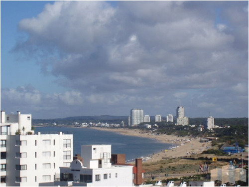 Imagen 7 de 14 de A Metros De La Playa