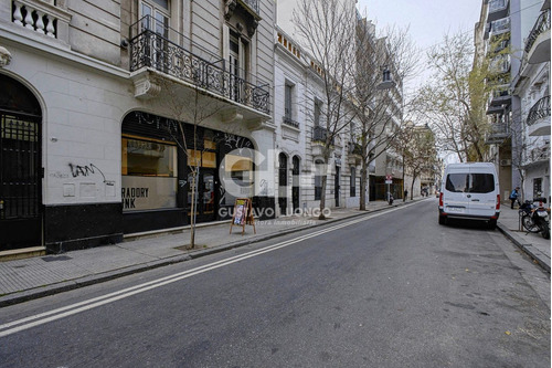 Local 200 M2 Cub. Apto Todo Destino.