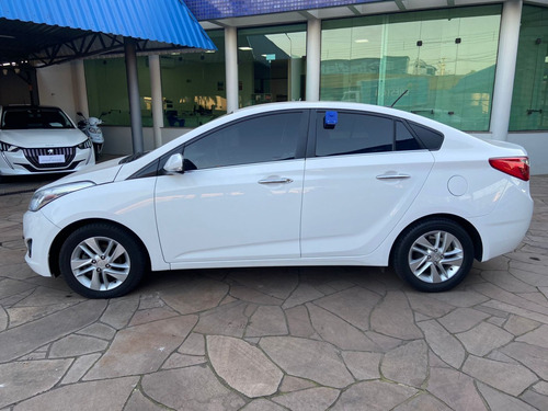 Imagem 2 de 8 de Hyundai Hb20s 2015 Flex