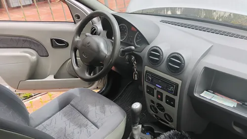 Renault Logan 1.4 Expression