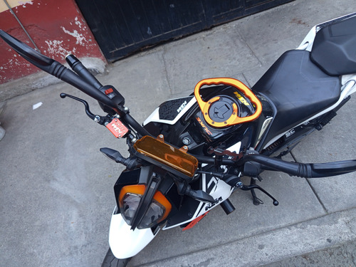 Ktm Duke 399 Varios Extras
