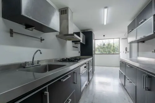 Apartamento En Venta En El Chicó. Cod V5280