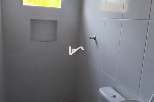 Imagem 2 de 10 de Casa Com Espaço Para Piscina Sendo Lado Praia Em Itanhaém